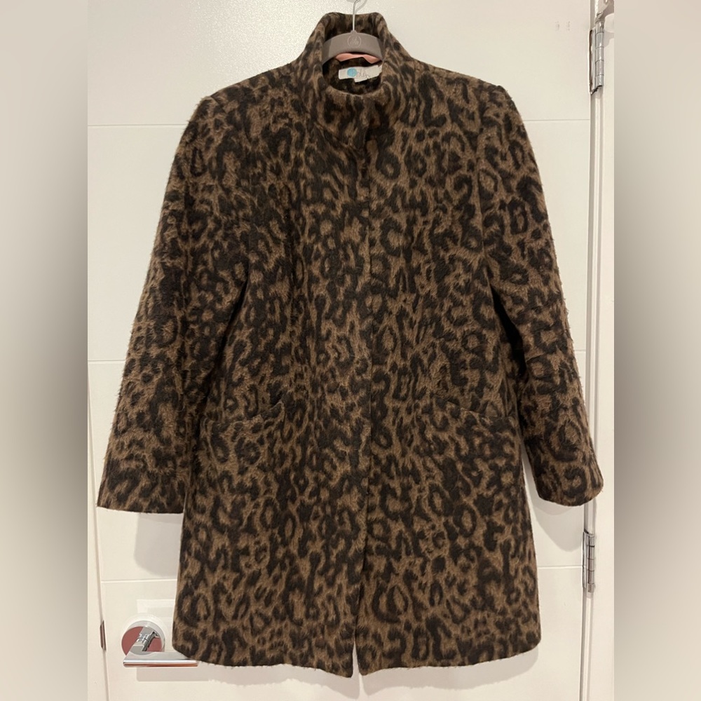 Boden animal print coat. faux fur